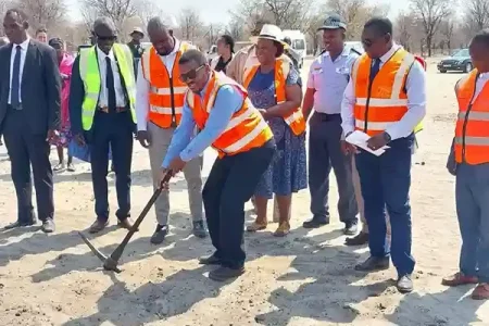 CL-Gal-Lakawa Kgotla 2025-05-03 at 07.37.29_7e0d38e8