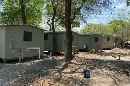 CL-Gal-Savuti guides units