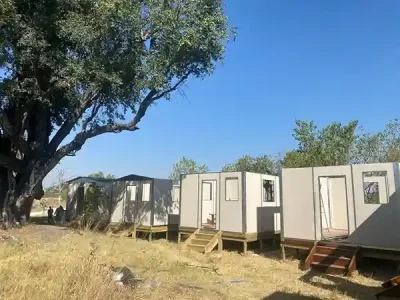 CL-Gal-unchartered staff units 3